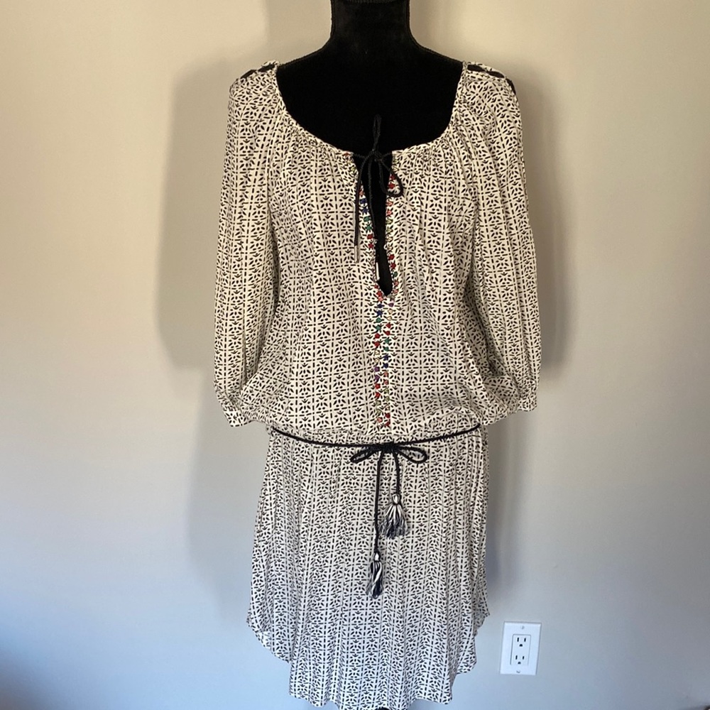 Dress By Love Sam, size L although anyone size S or M could wear it.